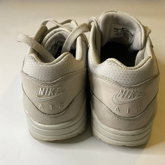 Nike Air Max Pinnacle 839608-001 Sneakers Womens Size 8 - Picture 4 of 9